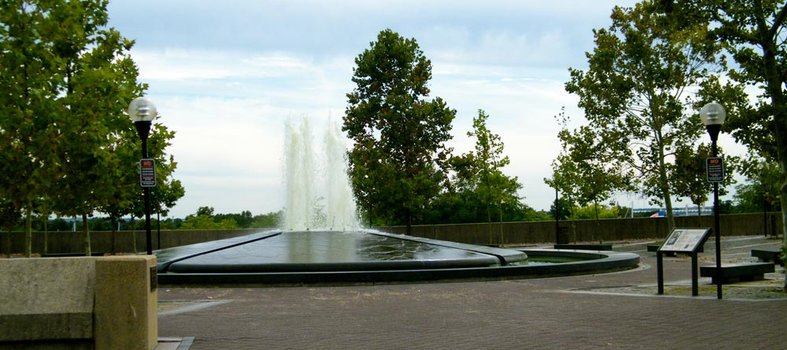 Head to Benjamin Banneker Memorial Park in L’Enfant Plaza